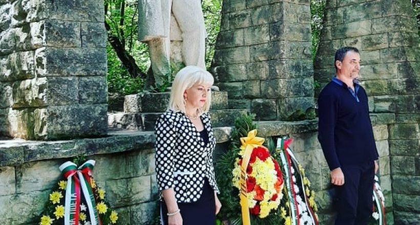Петя Ставрева: Цанко Церковски ни завеща да превърнем България в държава с бъдеще
