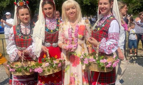 Петя Ставрева в Казанлък: Розопроизводството се нуждае от дългосрочна подкрепа