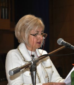 Паулина Христова от ПП представи пред конгреса приветствието на д-р Анастасия Мозер и поздравителните адреси, изпратени до форума