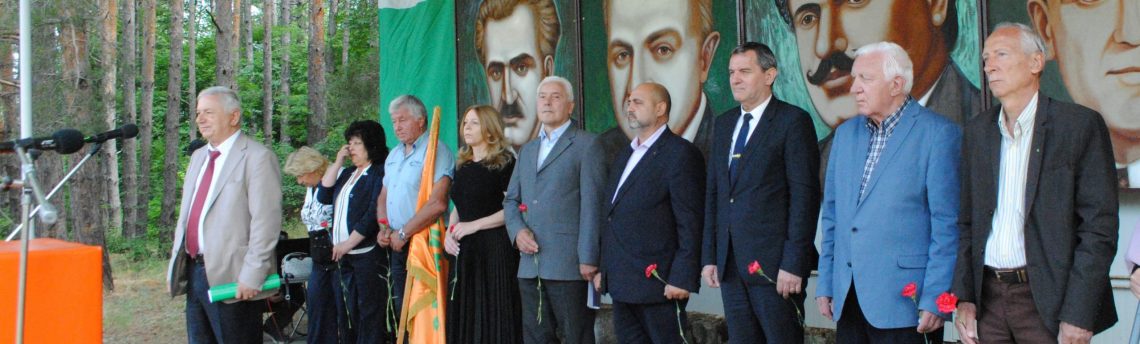 Обединени земеделци се поклониха пред Александър Стамболийски